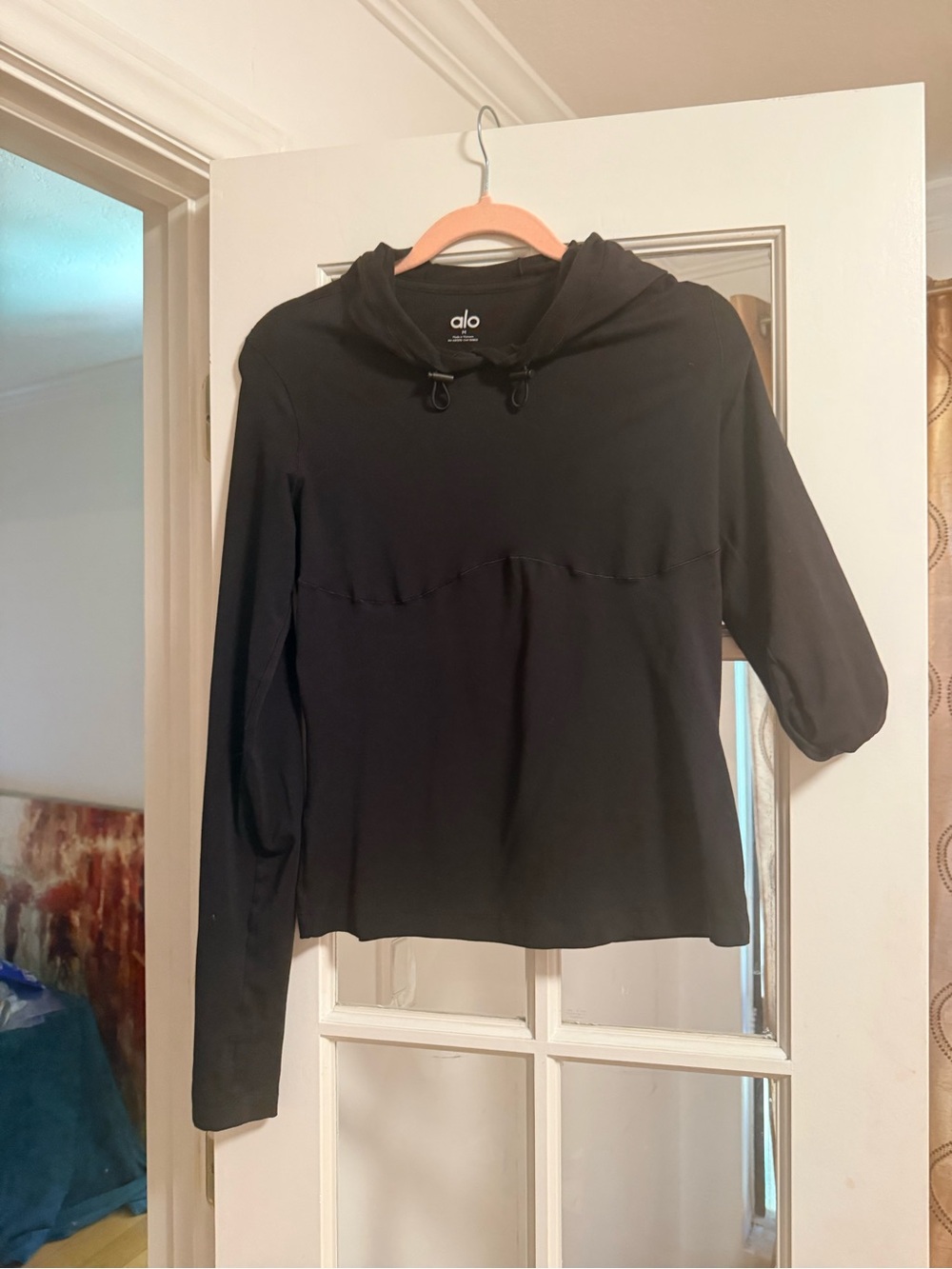 ALO Yoga Black Pullover Hoodie with Drawstring